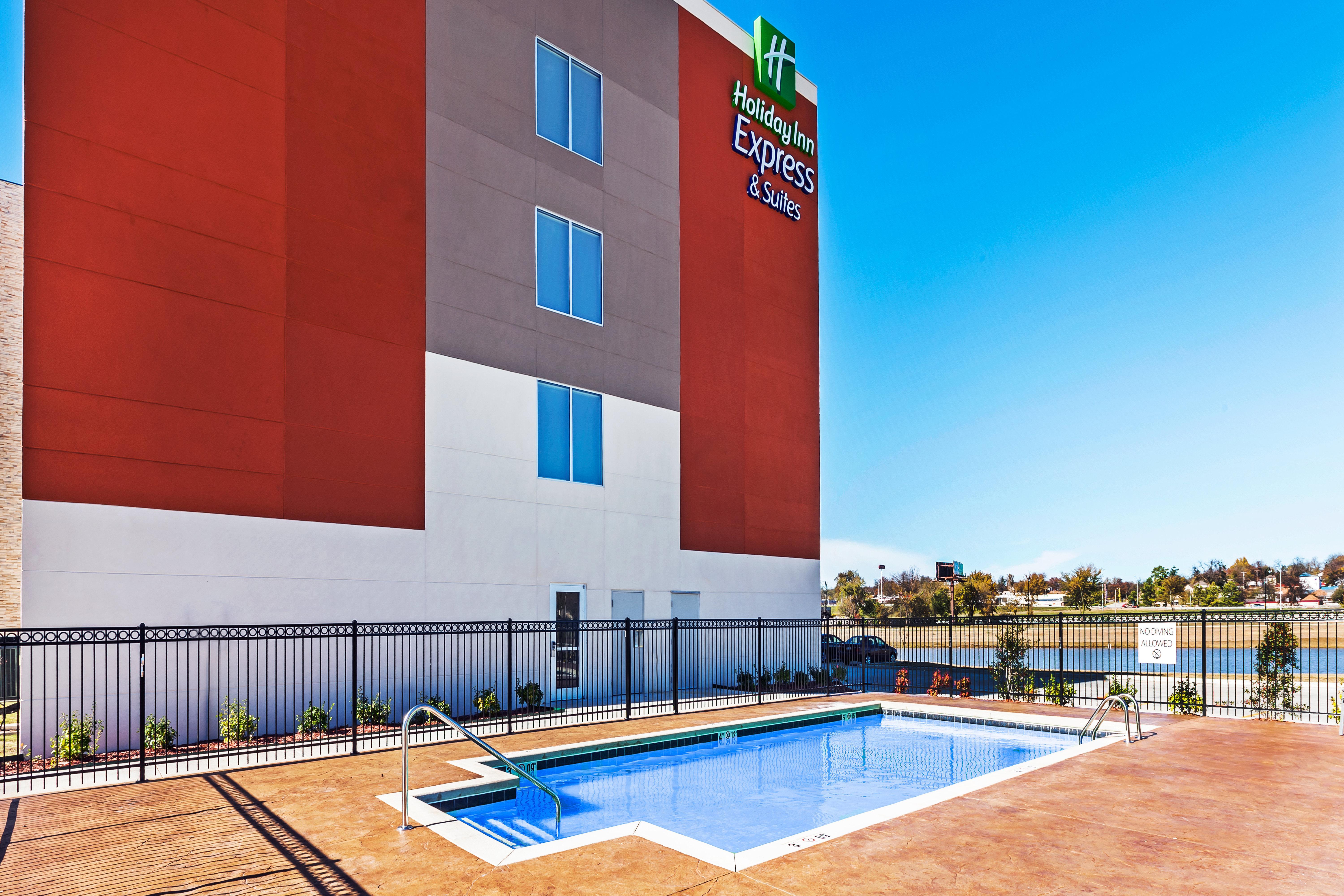 Holiday Inn Express & Suites Tulsa West - Sand Springs, An Ihg Hotel Exterior photo